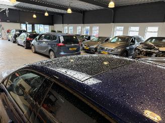 Volkswagen Golf 1.4 GTE Pano 34.000 KM! picture 15