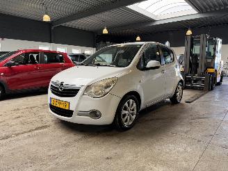 Schadeauto Opel Agila 1.0 Berlin 2015/2