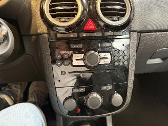Opel Corsa 1.2-16V BlitZ NAP! picture 21