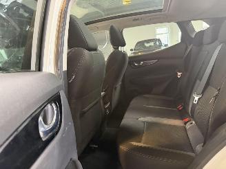 Nissan Qashqai 1.3 DIG-T 86.000 Automaat! picture 14