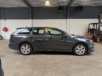 Kia Ceed Sportswagon 1.0 T-GDi MHEV DynamicLine picture 6