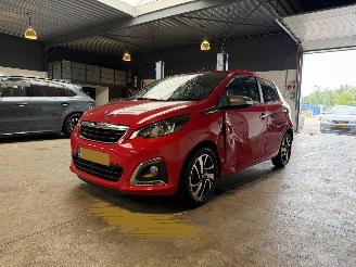 damaged passenger cars Peugeot 108 1.0 e-VTi Allure NAP! 2019/1