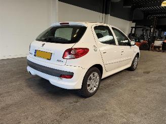 Peugeot 206+ 1.4 XS picture 5