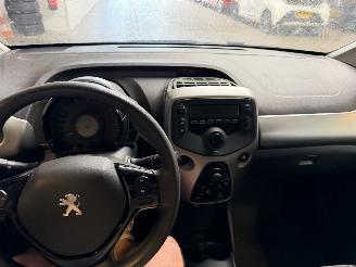 Peugeot 108 1.0 e-VTi Active picture 24