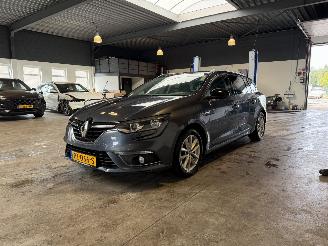 Auto incidentate Renault Mégane 1.2 TCe 130 EDC 2017/10