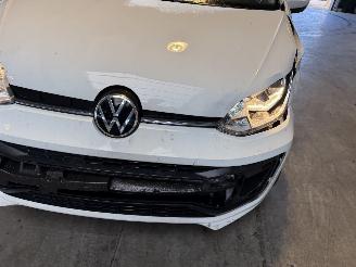 Volkswagen Up! 1.0 BMT move up! picture 12