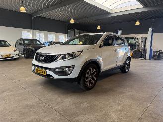 skadebil auto Kia Sportage 1.6 GDI X-treme Dynamics 2015/12