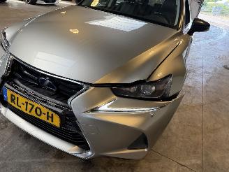 Lexus IS 300h Hybrid Sp. Ed. picture 13