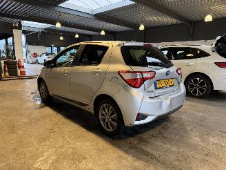 Toyota Yaris 1.5 Hybrid Comfort picture 3