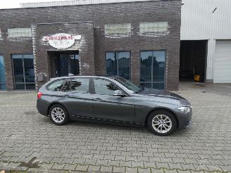 Auto incidentate BMW 3-serie Touring 318i Cent.Hi.Ex. 2017/1