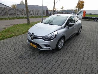 Renault Clio 0.9 TCe Limited picture 7