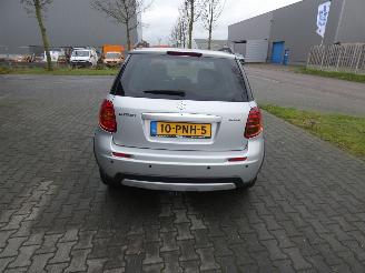 Suzuki SX4 1.6 Exclusive picture 4