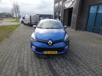 Renault Clio Estate 1.2 GT picture 8