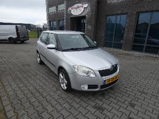 Skoda Fabia 1.4-16V Ambiente picture 2