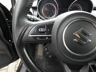 Suzuki Swift 1.2 Select picture 16