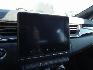 Renault Captur 1.6 E-Tech Hybrid 145 SL Rive Gauche picture 20