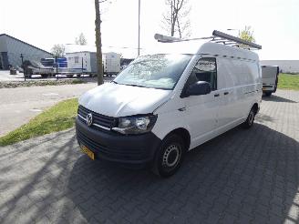 Volkswagen Transporter 2.0 TDI L2H2 Highl. picture 9