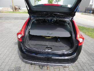 Volvo V-60 PLUG IN HYBRID 2.4 D6 AWD Pl.i Sum. picture 7