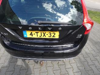 Volvo V-60 PLUG IN HYBRID 2.4 D6 AWD Pl.i Sum. picture 5