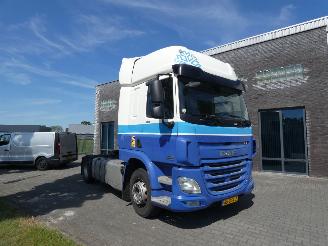 DAF CF 400 CF 400 SPACECAB picture 2