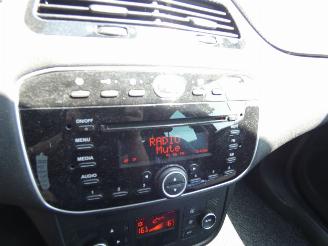 Fiat Punto 1.3 M-Jet Lounge picture 21