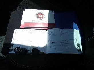 Fiat Punto 1.3 M-Jet Lounge picture 23