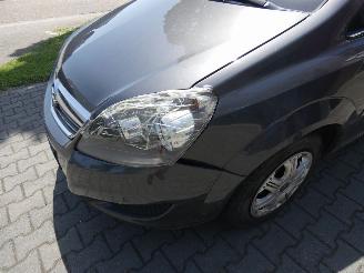 Opel Zafira 1.6 Cosmo 7p picture 10