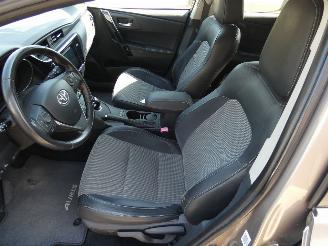 Toyota Auris 1.8 Hybr. Executive picture 11