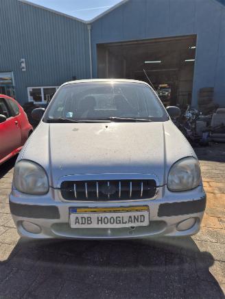 Auto da rottamare Hyundai Atos Hatchback 1.0 12V (G4HC) [43kW] 5-BAK 2001/1