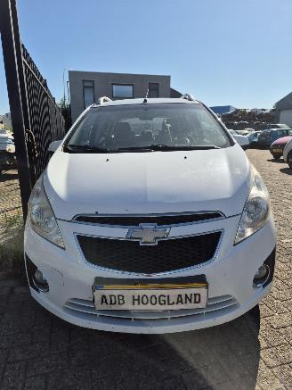 Autoverwertung Chevrolet Wagon Spark (M300) Hatchback 1.0 16V Bifuel (LMT) [48kW] 2011/1