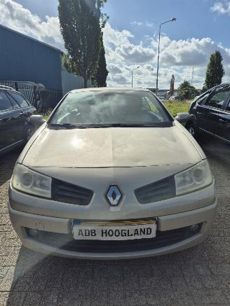 Uttjänta bilar auto Renault Mégane II CC (EM) Cabrio 2.0 16V (F4R-770) [99kW] 6-BAK 2007/1