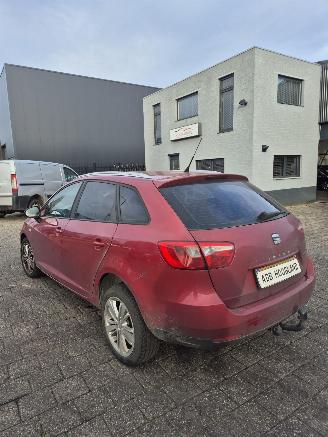Seat Ibiza ST (6J8) Combi 1.2 TDI Ecomotive (CFWA) [55kW] 5-BAK picture 3