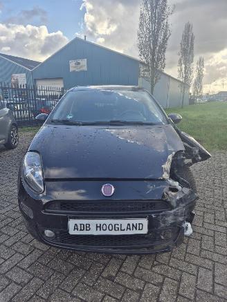 Purkuautot passenger cars Fiat Punto III (199) Hatchback 0.9 TwinAir Turbo 100 (199.B.7000(Euro 6)) [74kW] 6-BAK 2014/1