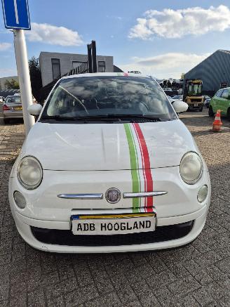 Schadeauto Fiat 500 (312) Hatchback 1.4 16V (169.A.3000) [74kW] 5-BAK 2009/1