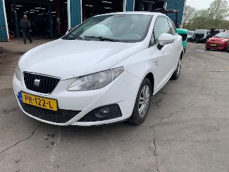 Auto da rottamare Seat Ibiza ibiza IV (6J5) Hatchback 5-drs 1.2 TSI (CBZB) [77kW] 2013/1