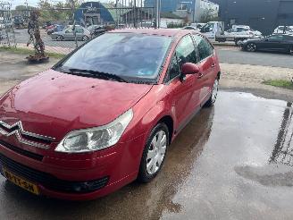 Schadeauto Citroën C4 C4 Berline (LC) Hatchback 5-drs 1.6 16V (TU5JP4(NFU)) [81kW] 2007/1