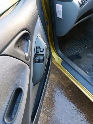 Toyota Yaris Yaris (P1) Hatchback 1.0 16V VVT-i (1SZFE) [50kW] picture 7