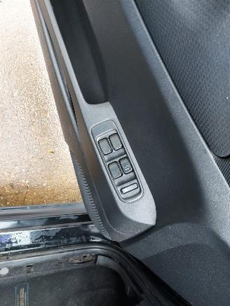 Daihatsu YRV Turbo YRV (M2) Hatchback 1.3 16V DVVT  (K3-VET) [95kW] picture 7