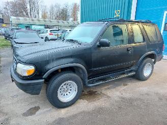 Voiture accidenté Ford USA Explorer Explorer (UN105/150) SUV 4.0 V6 4x2 (99EA(V6)) [150kW] 1996/2