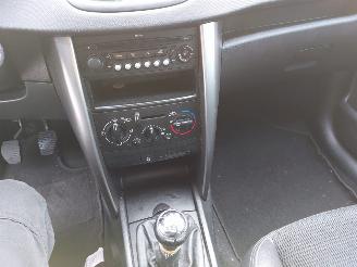 Peugeot 207 207 SW (WE/WU) Combi 1.6 16V (EP6(5FW picture 10