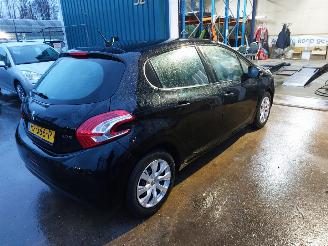 Peugeot 208 208 I (CA/CC/CK/CL) Hatchback 1.2 Vti 12V PureTech 82 picture 6