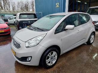 Voiture accidenté Kia Venga Venga MPV 1.4 CVVT 16V 2011/3