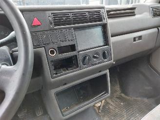 Volkswagen Transporter Transporter/Caravelle T4 Bus 2.5 TDI Pick Up picture 10