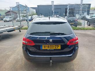 Peugeot 308 308 SW  Combi 5-drs 1.2 12V e-THP PureTech 110 picture 5