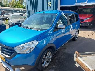 skadebil auto Dacia Lodgy Lodgy (JS/SD0J) MPV 1.2 TCE 16V 2016/2
