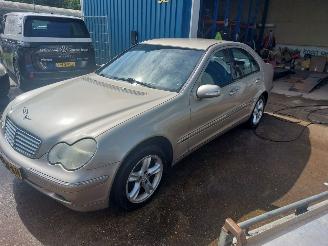 Schadeauto Mercedes C-klasse C (W203) Sedan 2.0 C-180 16V 2002/1