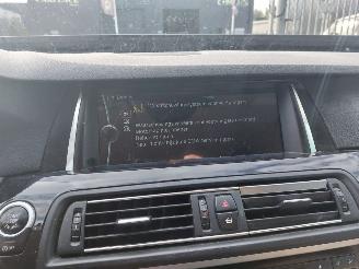 BMW 5-serie 5 serie (F10) Sedan 528i 16V picture 10