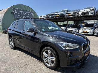 krockskadad bil auto BMW X1 1.8i sDrive 103KW Clima Navi Pano Camera High Executive M-Pakket Led xenon 2019/1