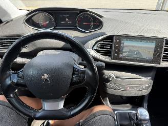 Peugeot 308 1.2 96KW Pano Clima Navi Led Camera Allure NAP picture 10