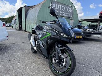 Kawasaki Overig 33KW Ninja 500 SE Tour 2025/3